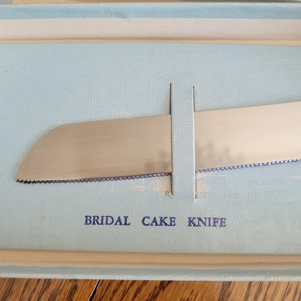 Bridal Cake Knife ~ Sheffield England Stainless Steel ~ Wedding ~ 1980s? ~ GUC
